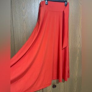 Pleated a-line swing skirt